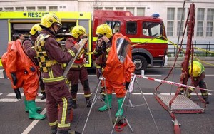 DTEM-Eddie Mulholland-25/01/07. London Fire brigade react to a chemical incident in Tufton St , Westminster.